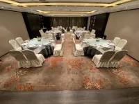 โรงแรมหลงเยว่ ฟางเจิ้ง - ที่มีที่จอดรถ