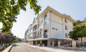 Bolan Meishu Homestay (Qingdao Laoshan Branch)