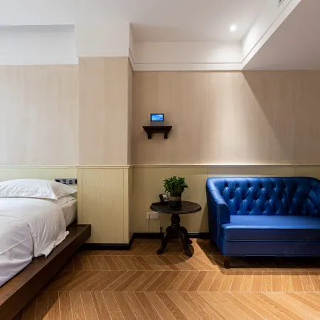 Yake Town Hotel (Changchun Railway Station)