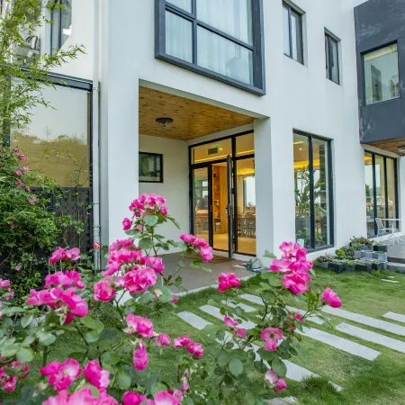 Floral Hotel ·Shengsi Hopetel Hotel