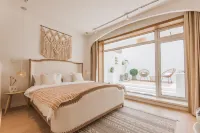 The Koi Fish Designer Homestay - Balkon