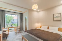 日照春風十里民宿 鄰近漁樂漁具水族館的酒店