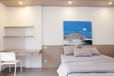 Aristo Residence