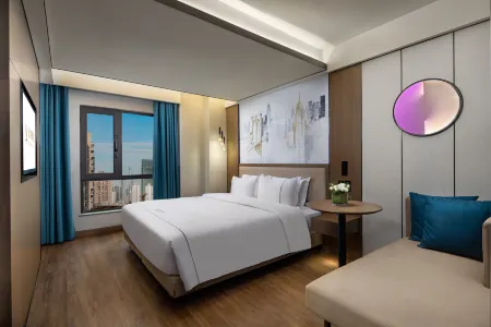 Jinglai Hotel Zhenxuan (Shanghai Changshou Road Metro Station)