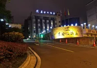 資陽晨風大酒店