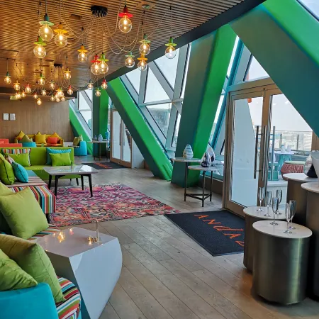 Andaz Capital Gate Abu Dhabi, By Hyatt