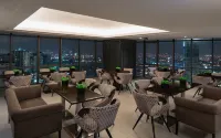 Astoria Plaza