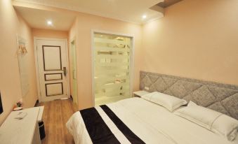 Tongyu Sleeping Bar Theme Hotel