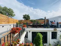 Beijing TaoHuaYuanShe Hotel Hotels in Pinggu Wanda Plaza/Century Square
