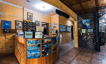 Thalatta Resort