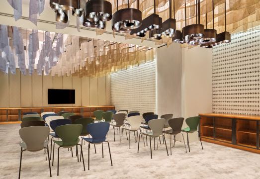 5. 알로프트 발리 ..