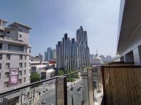 桔子水晶上海豫园酒店 - 阳台豪华双床房