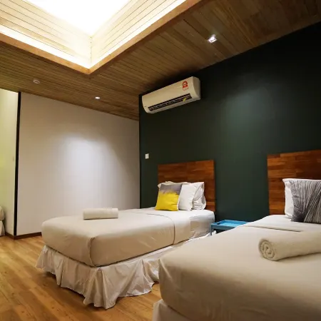 Chaos Boutique Hotel Kuala Lumpur Отели рядом с достопримечательностью «Торговый центр Fahrenheit 88»