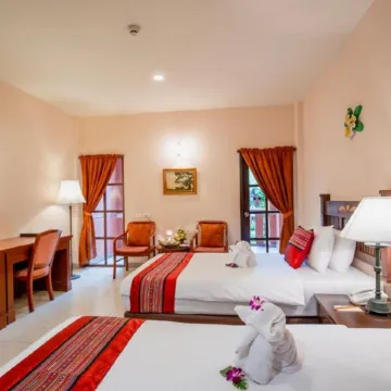 Phuket Leelavadee Hua Ting Resort