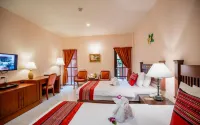Phuket Leelavadee Hua Ting Resort