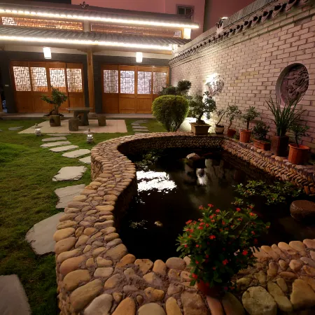 Yiyun Bieyuan Hostel