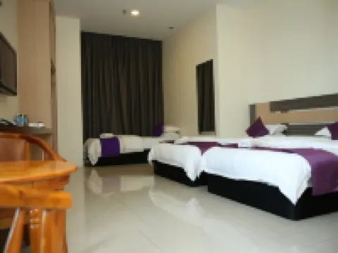 MY Fame Hotel Hoteles en Rasah