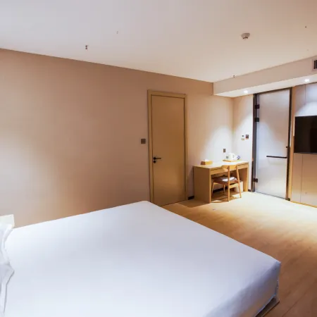 Xingchen Hotel (Gongyi Songling Park)