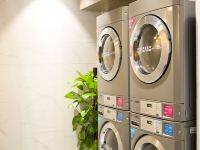 7天优品酒店Premium(深圳科技园高新园地铁站店) - 洗衣服务