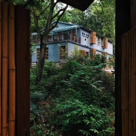 Yuehe Linquan Guesthouse