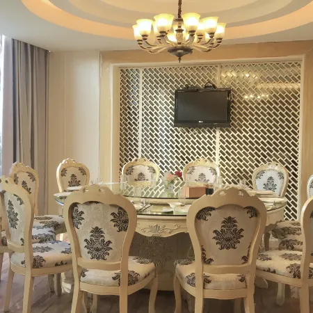 Holiday International Hotel