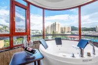 CLOUDS HOTEL CLOUD Huachen Hotel (Yuxi Normal University)