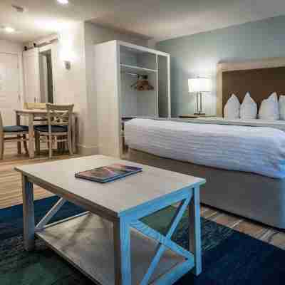 Palmera Inn and Suites Rooms