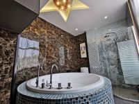 建始柏尔曼假日酒店 - 雅致豪华大床房