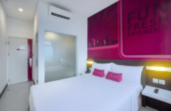 Favehotel Pluit Junction Hotels near Taman Waduk Pluit