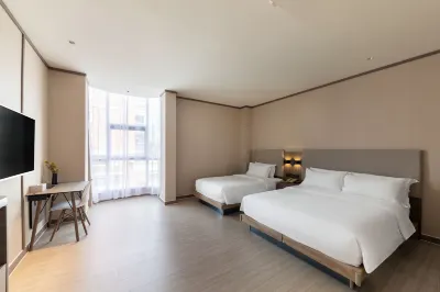 蘇捷酒店（廈門湖濱東路地鐵站） 鄰近見福便利店(蓮阪外圖店)的酒店