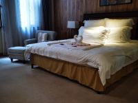 红海滩沁温泉 - 北欧大床房
