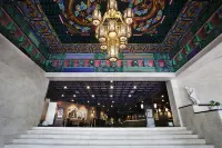 Commodore Hotel Busan Hotels in Nampodong