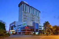 ASTON Solo Hotel Hotel dekat Masjid Raya Sheikh Zayed Solo Surakarta