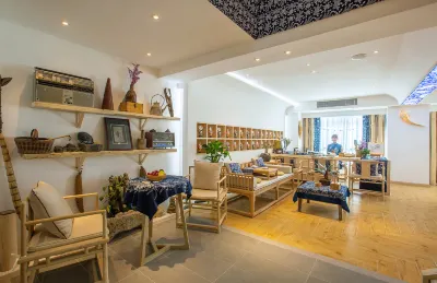 Doge Qiandu Four Seasons B&B (Guiyang Century City) Hotels in Vicinity of Guanshanhu