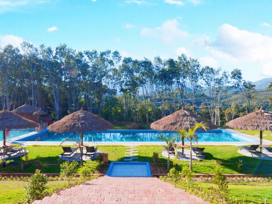 10 Best Hotels near Daluo Forest Park, Menghai 2022 | Trip.com