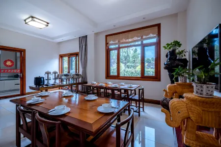 Tengyunbieju Hot Spring Hotel