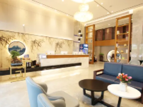 โรงแรมยูนิทัวร์ (รัฐบาลยวี่หลิน และว่านด้าพลาซ่า สาขา)