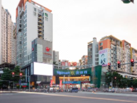 威斯登大酒店(吴川中心广场店) - 酒店附近