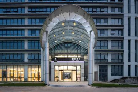 Lavande Hotel (Shenzhen Guangming Science City, Sun Yat-sen University Metro Station)
