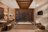 Crimson Resort and Spa Mactan - バルコニー