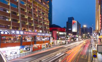 Lavande Hotel (Guangzhou Chimelong Shiqiao Metro Station Yifa Pedestrian Street)