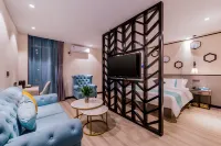 Xian-Qingya Hotel (Hohhot Wanda Plaza East Railway Station Branch) Отели в г. Stadium/Altai Amusement Park