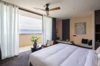 Elephant Study • Cliff Sea View Truffle Hot Spring Boutique Hotel (Fuxian Lake Scenic Area)