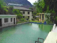 Deqin Shiyi Manor Hotels in Deqin