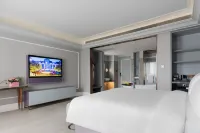 西安北站行政中心Mercureホテル Chang'an University Automobile and Engineering Machinery Experiment Base周辺のホテル