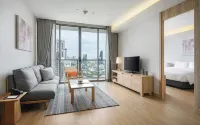 Oakwood Suites Bangkok - Beach