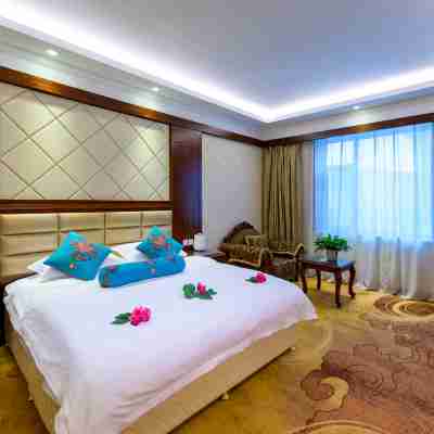 Sun Spring Hotel Dunhuang Rooms