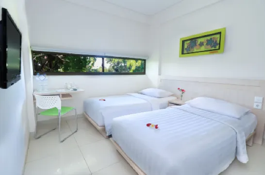 J Hotel Kuta