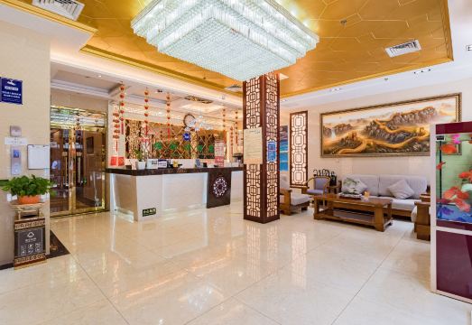 3. 웨스트 호텔 (..