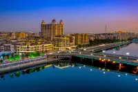 台山鉑爵ホテル Niushan Wangcheng Pavilion周辺のホテル